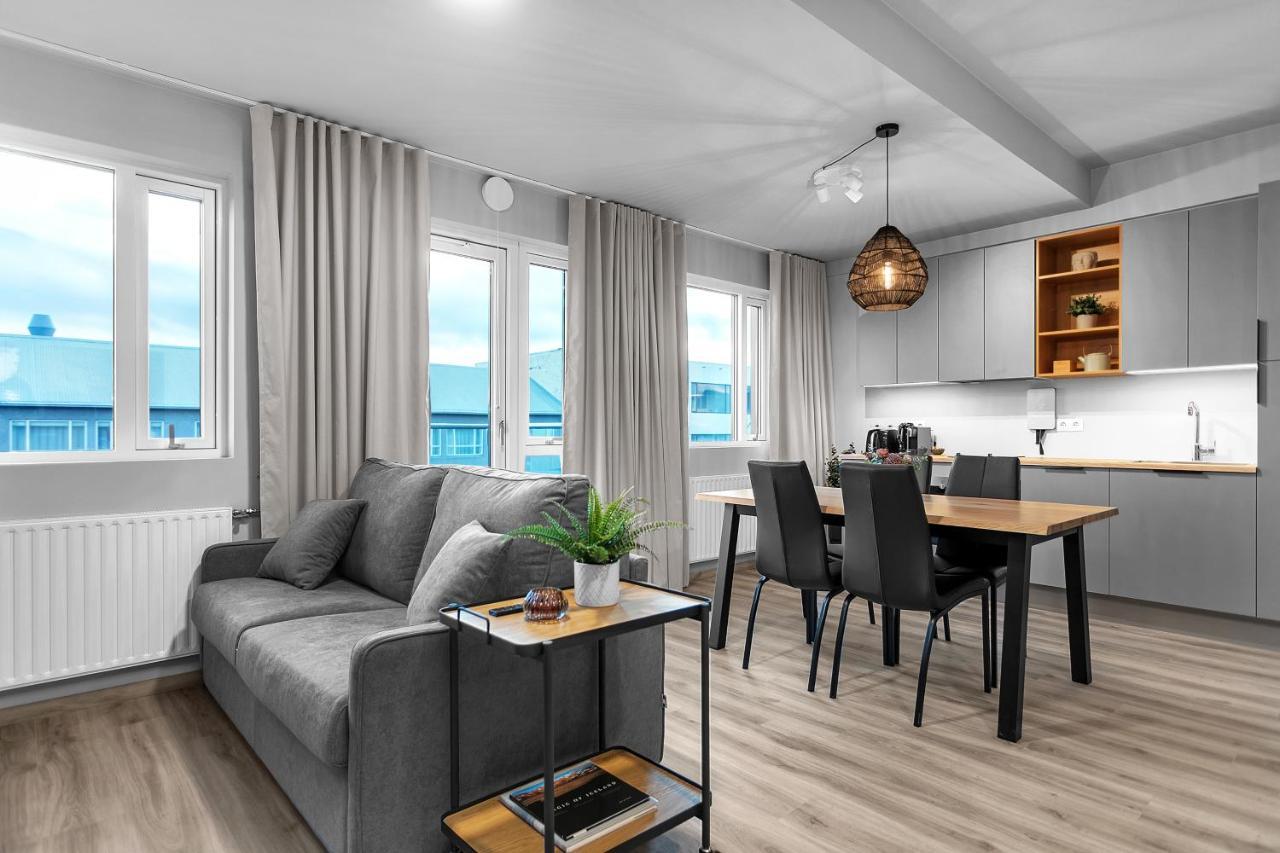 B 18-20 Apartments Reykjavík Esterno foto